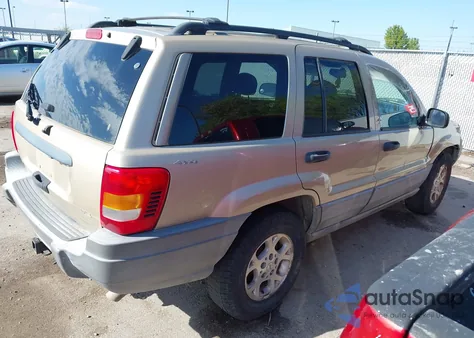 2000 Jeep Grand Cherokee Laredo z USA, uszkodzony, nr VIN 1J4GW48N9YC188395